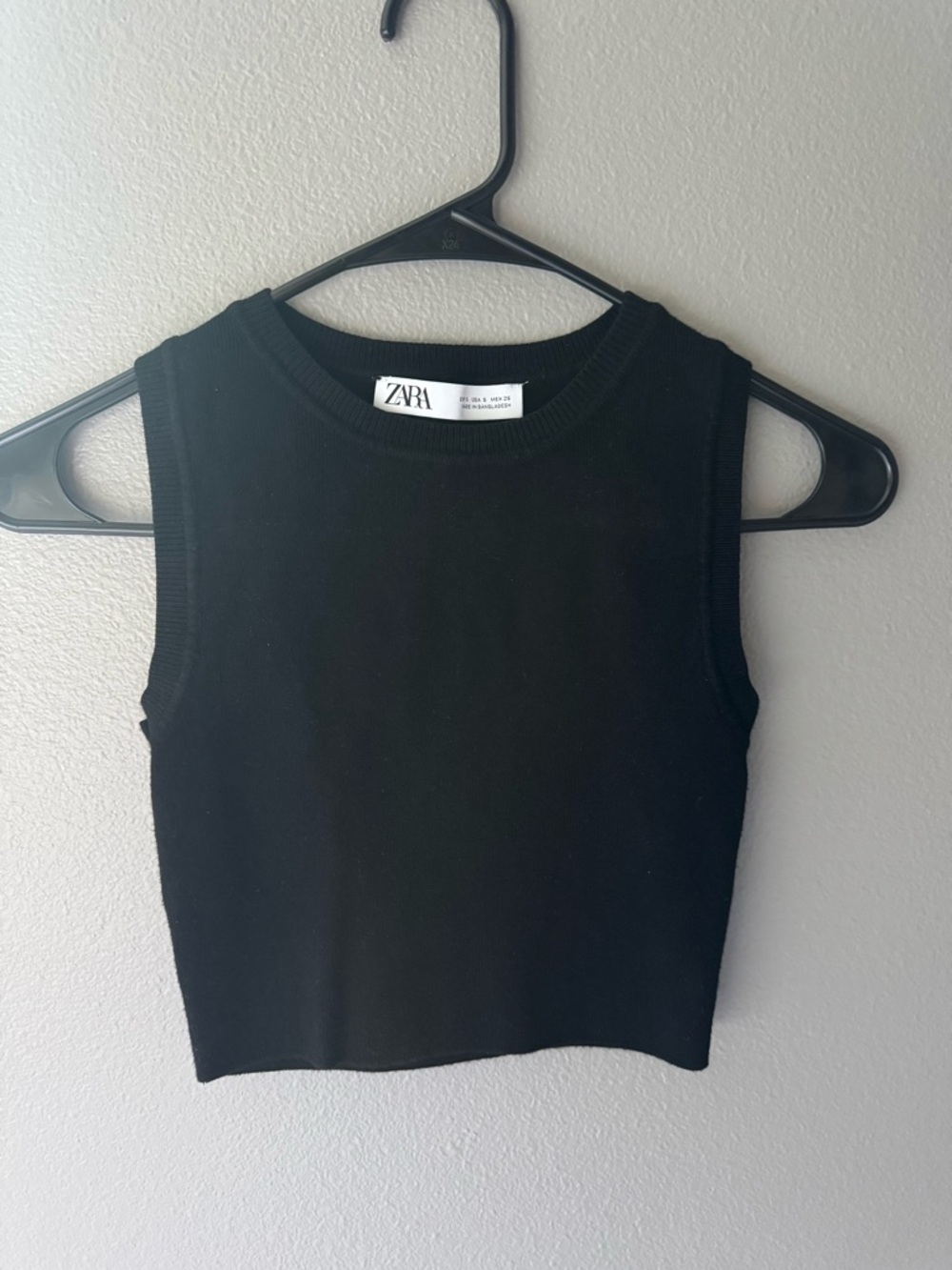 ZARA Black Ribbed Crewneck Crop Tank